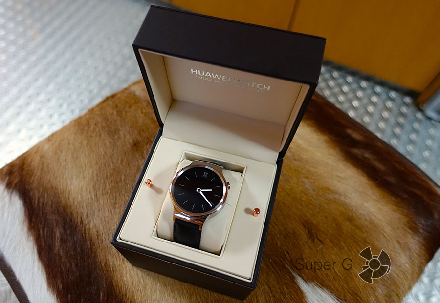 Распаковка (unboxing) Huawei Watch