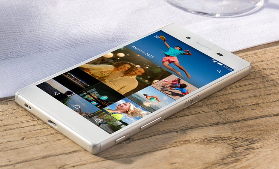 Белый Sony Xperia Z5