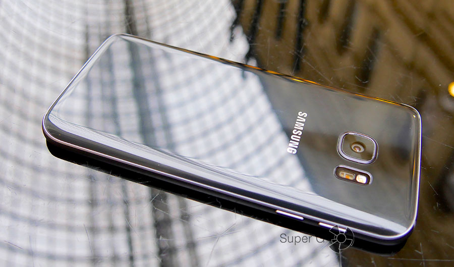Глянцевый Samsung Galaxy S7