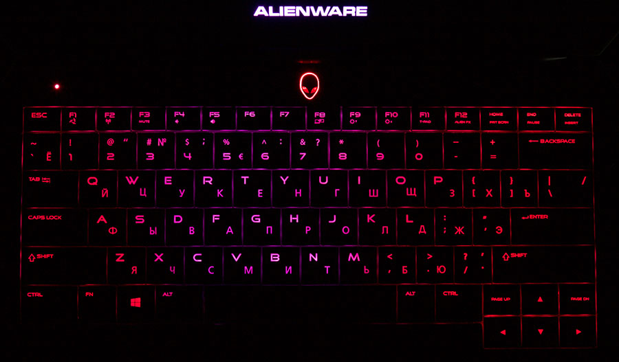 Еще переливающаяся подсветка клавиатуры