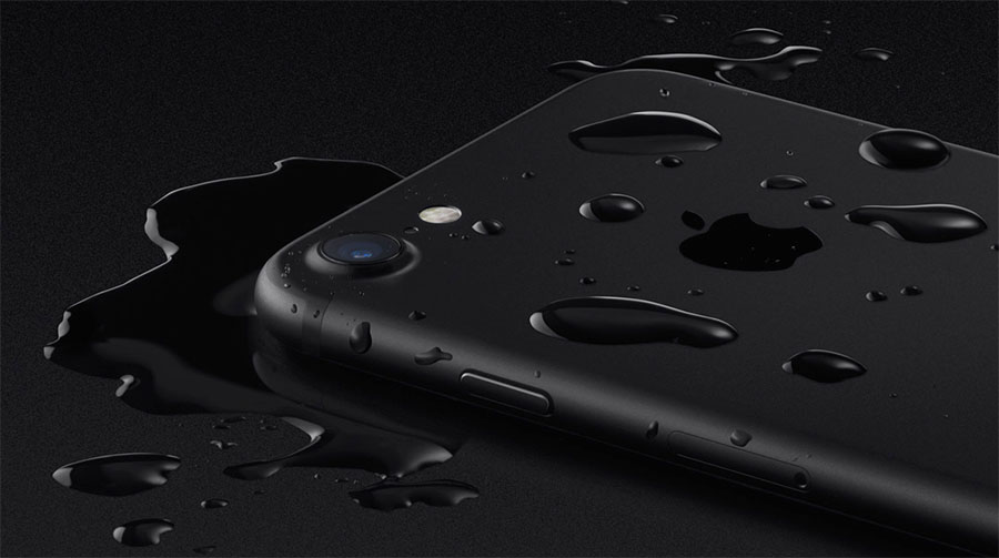 iPhone 7 защищен от влаги и пыли