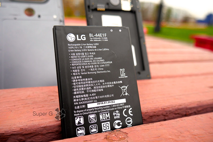 Съемный аккумулятор для LG V20