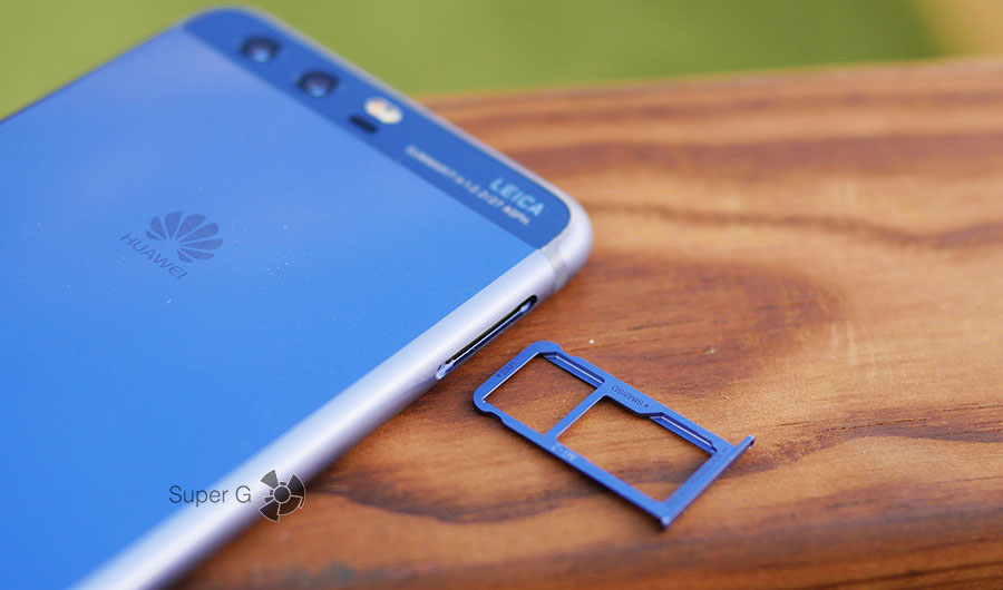 Лоток под SIM-карты в Huawei P10 совмещен с карточкой памяти
