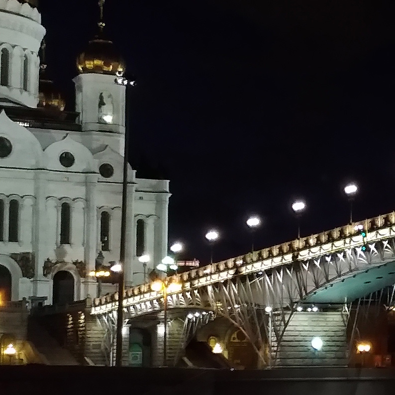 100-процентный кроп с фотографии, снятой на Asus ZenFone 3 Zoom