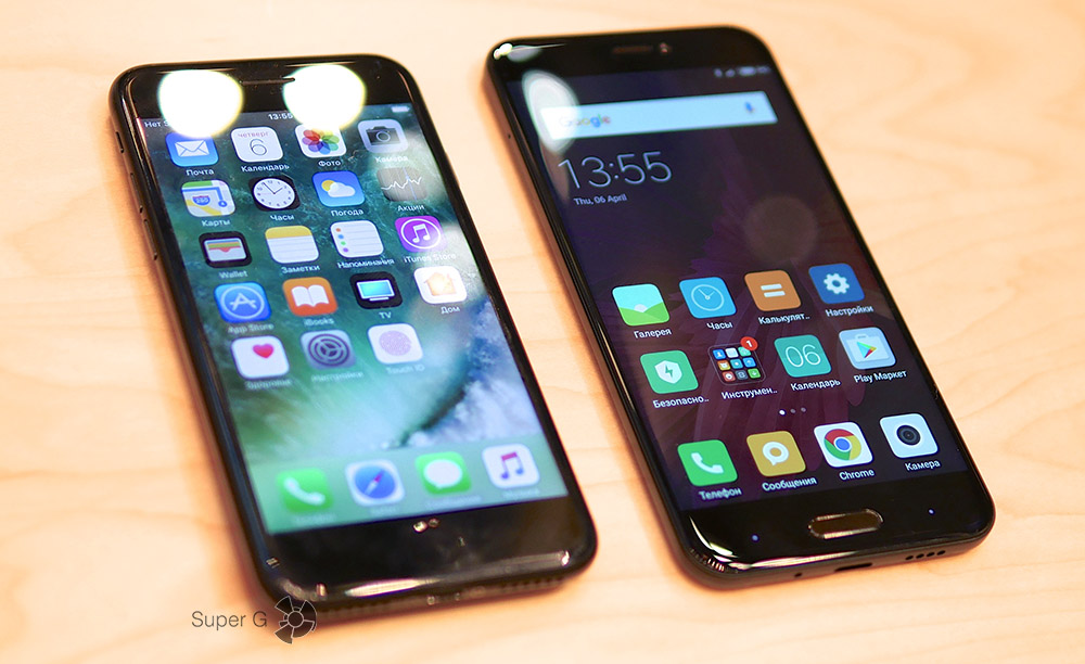 Сравнение Xiaomi Mi 5C (справа) с iPhone 7 (слева)
