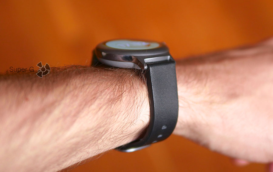 LG Watch Style на руке - засчет тонкого корпуса их удобно носить