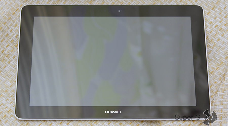 Лицевая сторона Huawei MediaPad 10 Link+