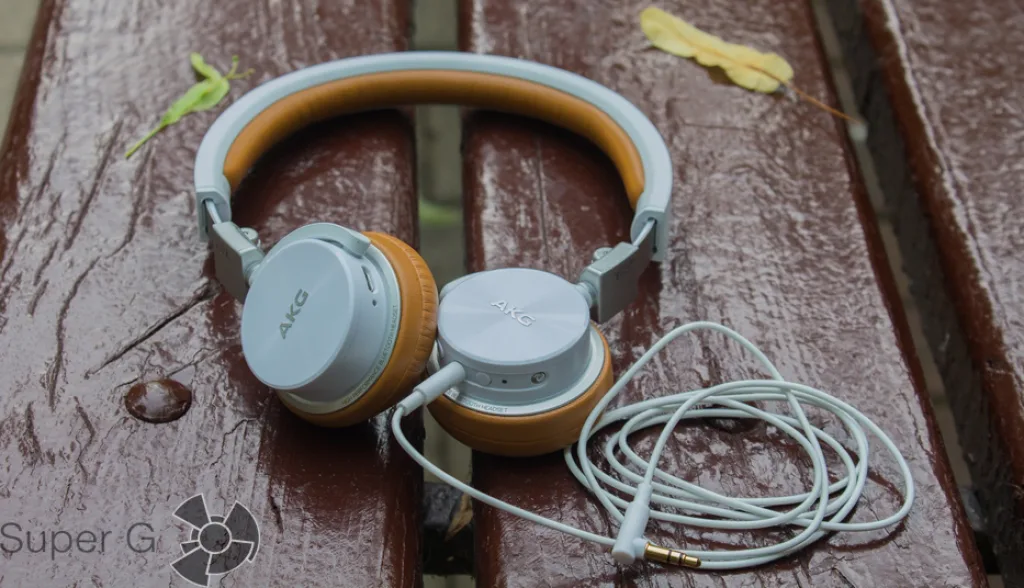 AKG Y45BT wtyf