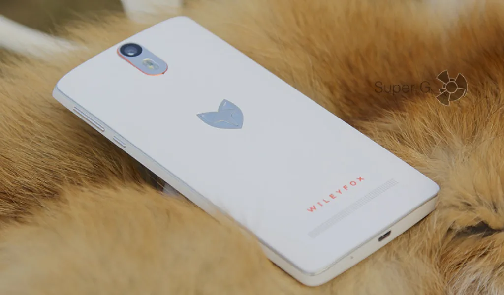 смартфон wileyfox storm