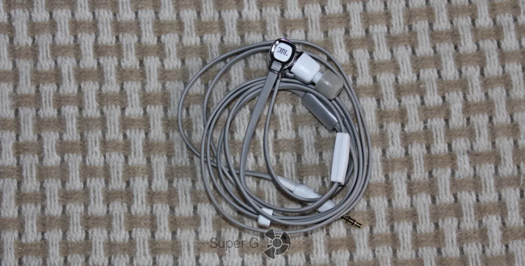 jbl j33a