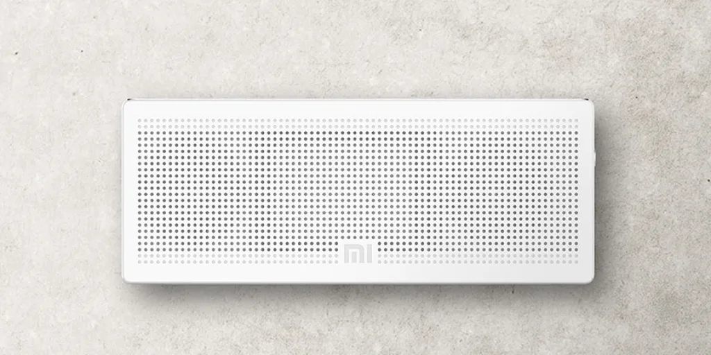 Белая Xiaomi Bluetooth Speaker (square box)