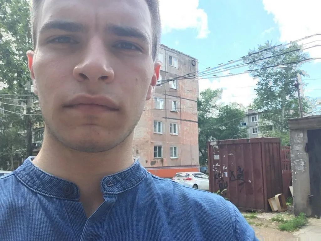 Одновременная съемка на основую и фронтальную камеры
