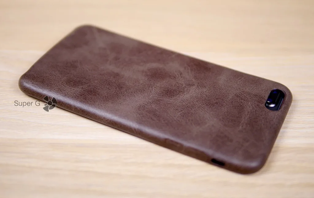 iPhone 8 Plus в чехле от iPhone 6 (6S) Plus