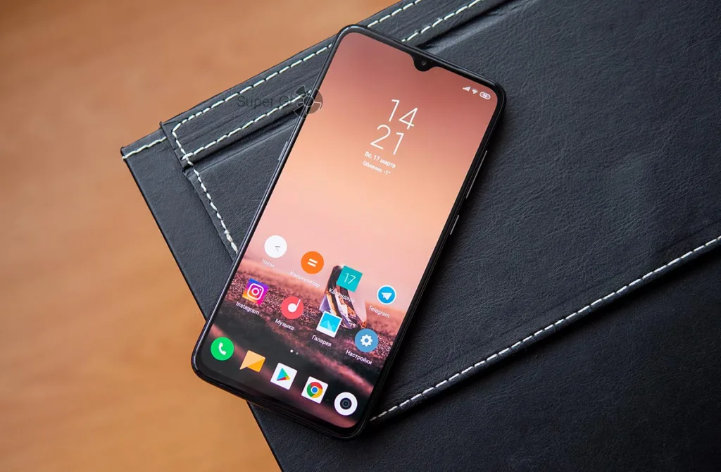 Обзор Xiaomi Mi 9 - самый неоднозначный флагман