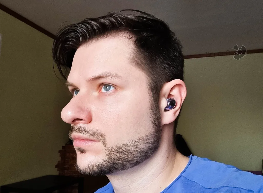 Посадка Samsung Galaxy Buds Pro в ушах и удобство