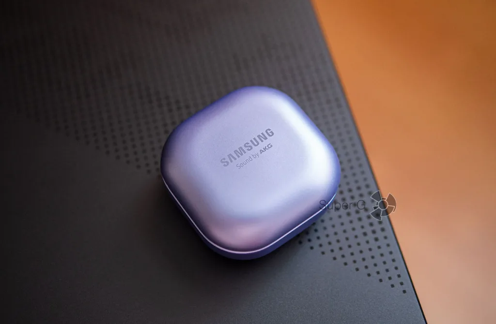 Кейс с беспроводной зарядкой Samsung Galaxy Buds Pro