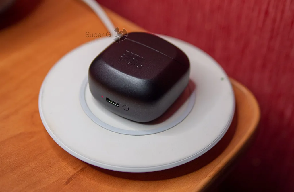 JBL Club Pro Plus TWS беспроводная зарядка