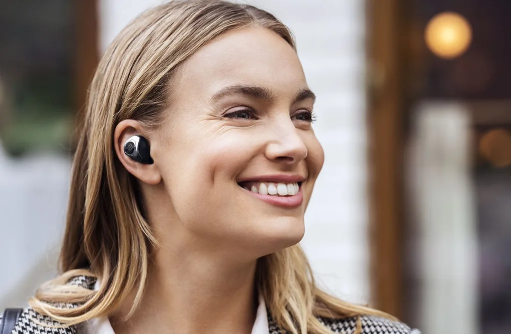 JBL Club Pro Plus TWS как правильно носить наушники