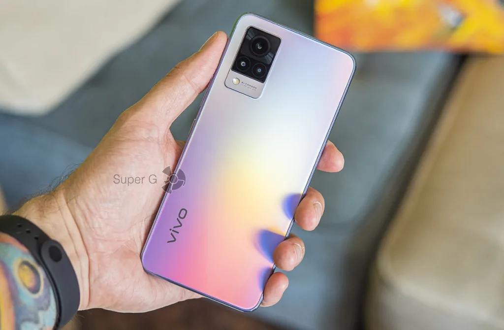 Купить vivo V21