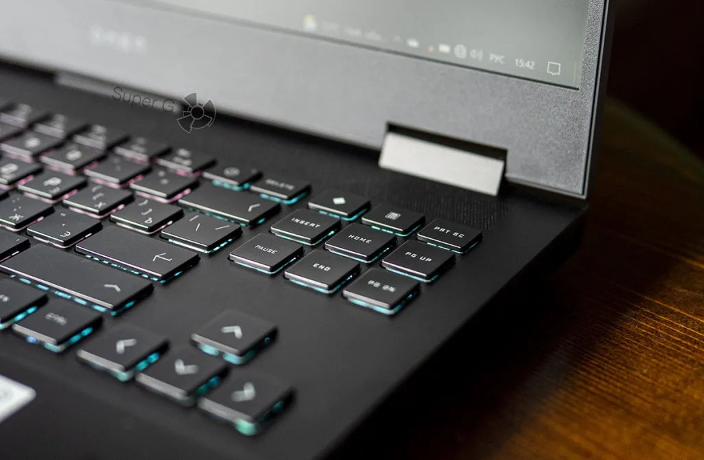 HP OMEN 15 клавиатура