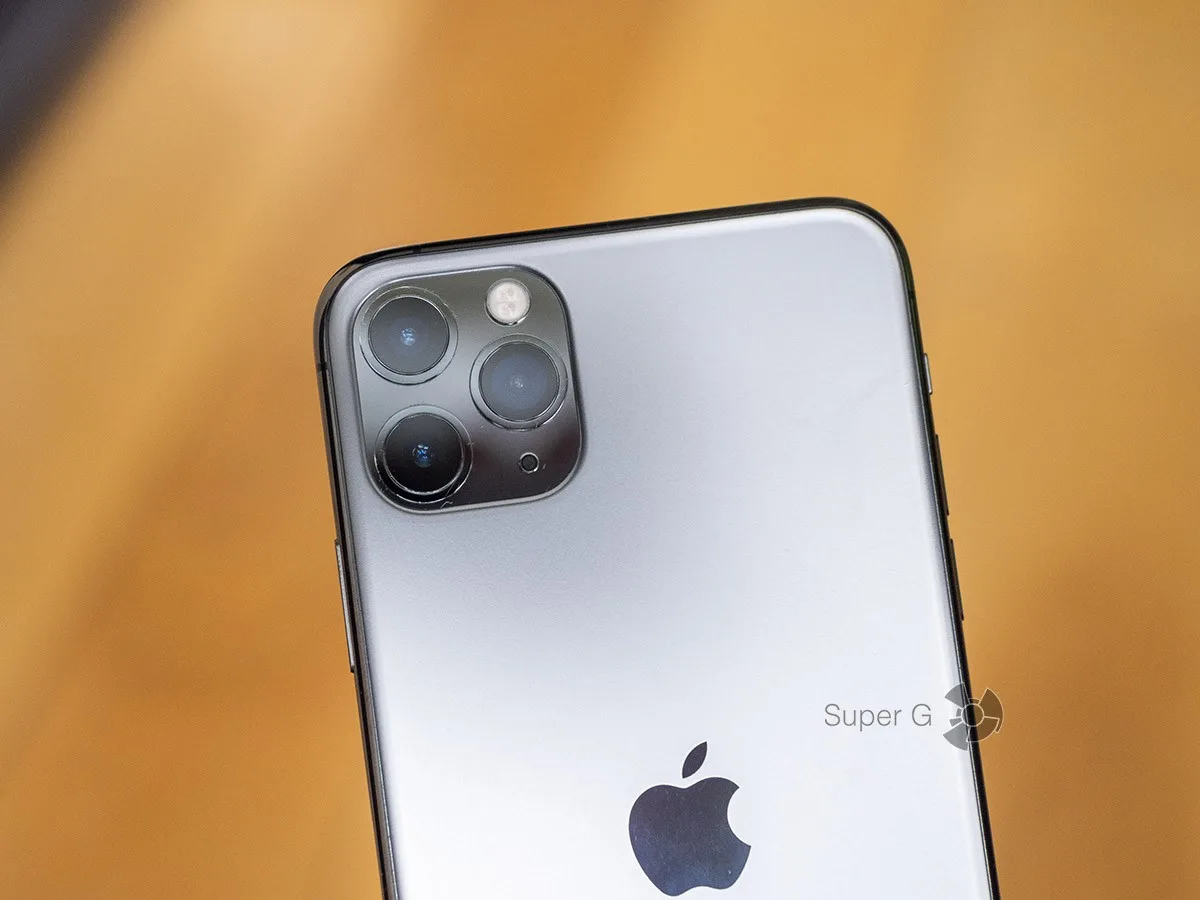 iPhone 11 Pro Max ни одной царапины за 2 год