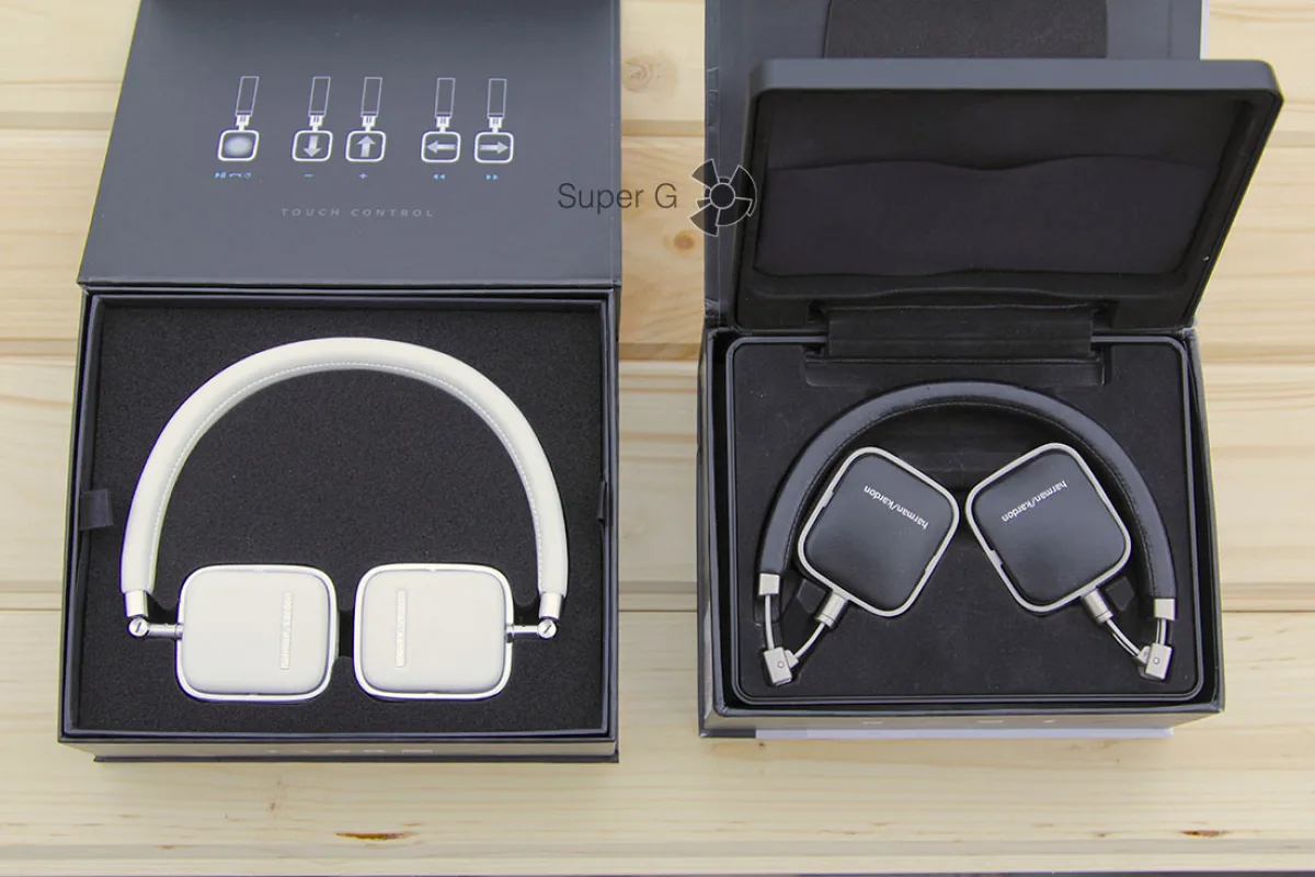 Комплектация Harman Kardon Soho и Soho BT