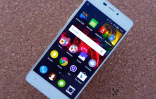 Обзор смартфона Fly Tornado Slim IQ4516