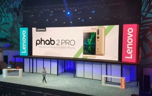Lenovo представили три новых смартфона из серии PHAB2