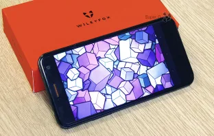Обзор смартфона Wileyfox Spark