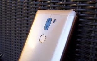 Обзор смартфона Xiaomi Mi5S Plus