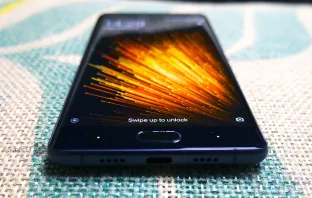 Обзор смартфона Xiaomi Mi Note 2