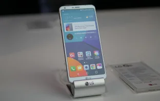 LG G6 – 2017-й с отблеском 2016-го
