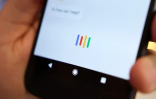 Google Assistant больше не эксклюзив