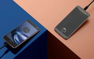 Завтра покажут Motorola Moto Z2 — флагман на SD835 (не показали)