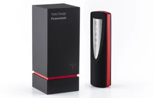 Tesla Powebank