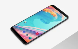 OnePlus 5T поступил в китайские магазины. Ценники норм