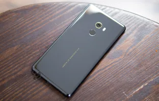 Обзор смартфона Xiaomi Mi MIX 2