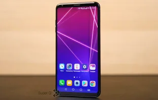 Большой обзор смартфона LG V30+