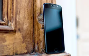 Обзор Moto G5s — вряд ли вы его купите, а он хорош