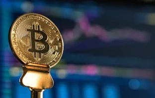 Биткоин продолжает падать