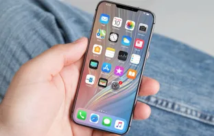 Почему iPhone SE 2 никогда не выйдет