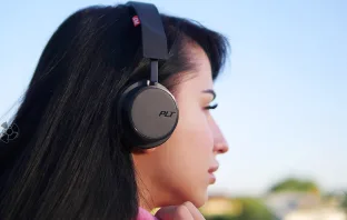 Обзор Bluetooth-гарнитуры Plantronics BackBeat FIT 500