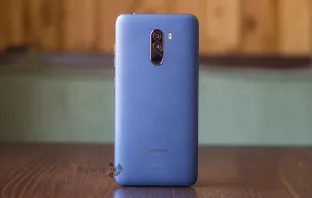 Обзор Pocophone F1