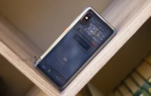 Обзор Xiaomi Mi 8 Pro - когда простого "отличный смартфон" уже недостаточно