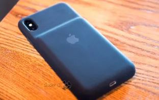 Обзор чехла Apple Smart Battery Case для iPhone XS Max