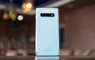 Цена Samsung Galaxy S10