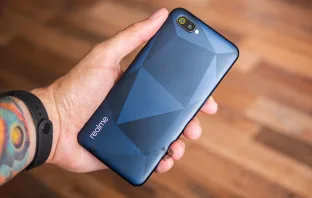 Обзор Realme C2