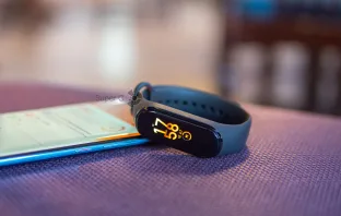 Обзор Xiaomi Mi Smart Band 4 - по-прежнему круто и дёшево