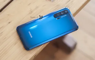 Купить Honor 20 Pro
