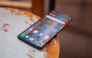 Vivo NEX 3 дисплей